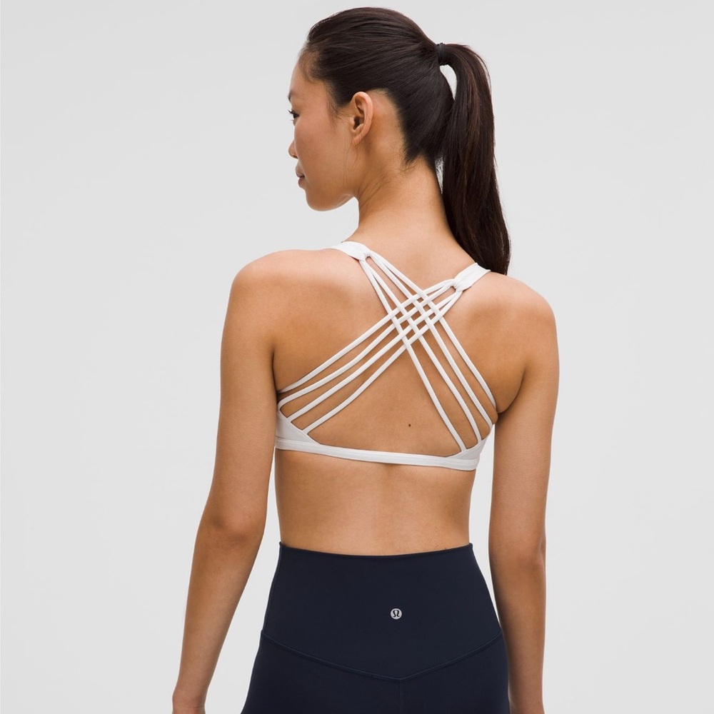 Lululemon free to be bra - Picture 2 of 4